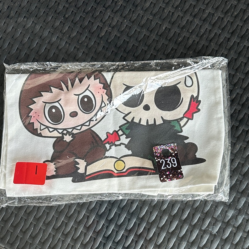 239,NWOT Cute Cartoon Print White Labubu Design Tote